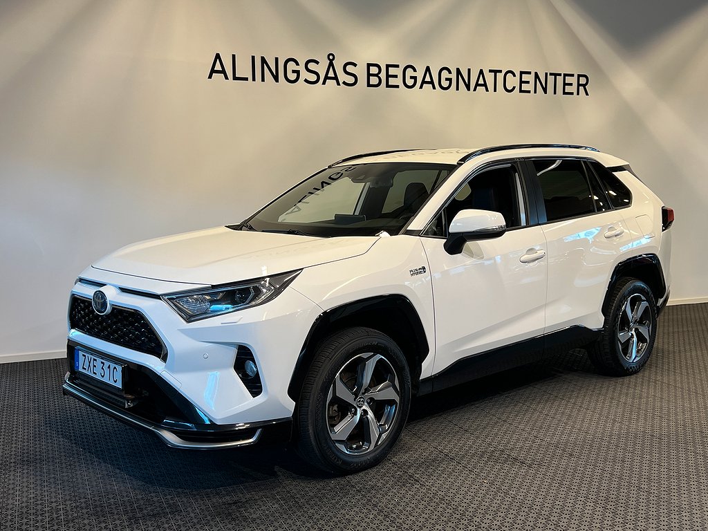 Toyota RAV4 Plug-in Hybrid E-CVT Launch Edition Euro 6 Drag