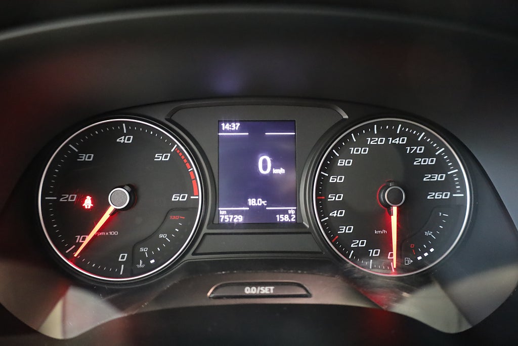 Seat Leon ST 1.6 TDI Style Drag M-Värme PDC Blåtand 2019