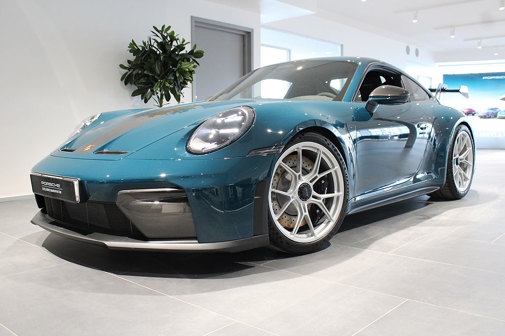 Porsche 911 GT3 i PTS-kulören Fjordgreen