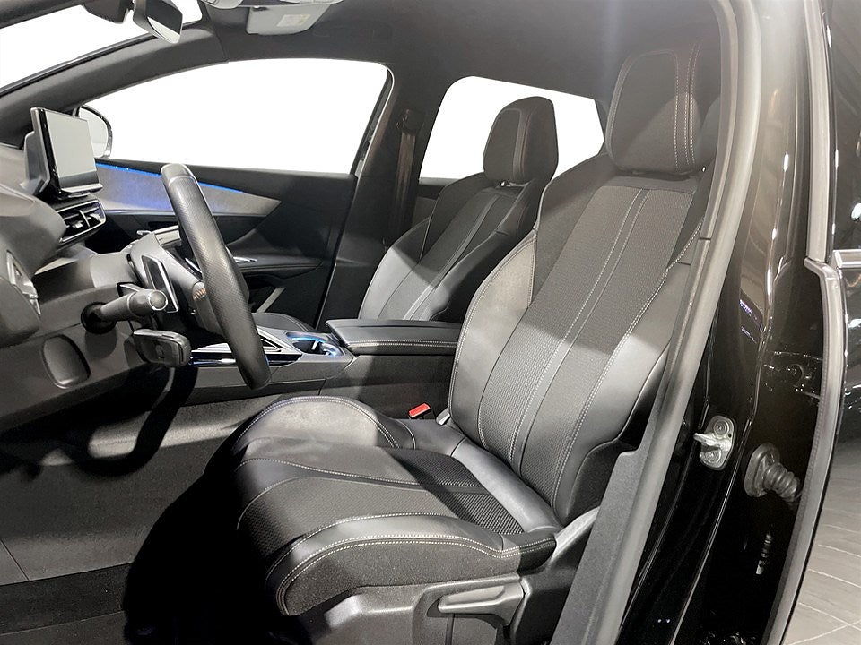 Bild på Peugeot 3008 GT 1.2 PT 130hk Aut - B-KAMERA, CARPLAY