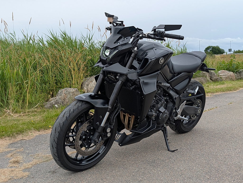 Yamaha MT-09 Akrapovic fullsystem, uppgraderad