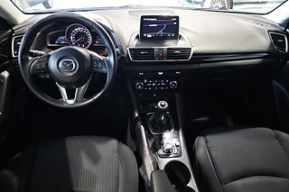 Halvkombi Mazda 3 11 av 21