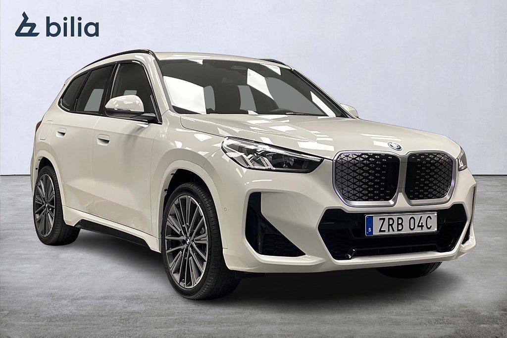BMW iX1 xDrive30/ M-sport/ 20"/ Drag/ 4713:-mån