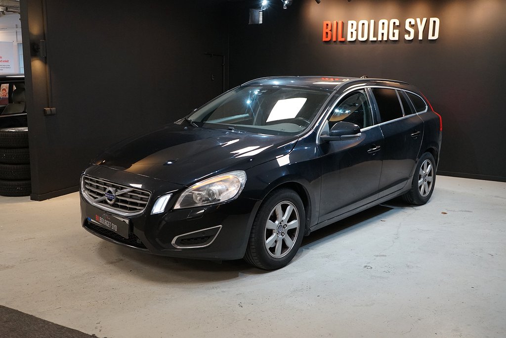 Volvo V60 D2//Momentum /Motorvärmare/