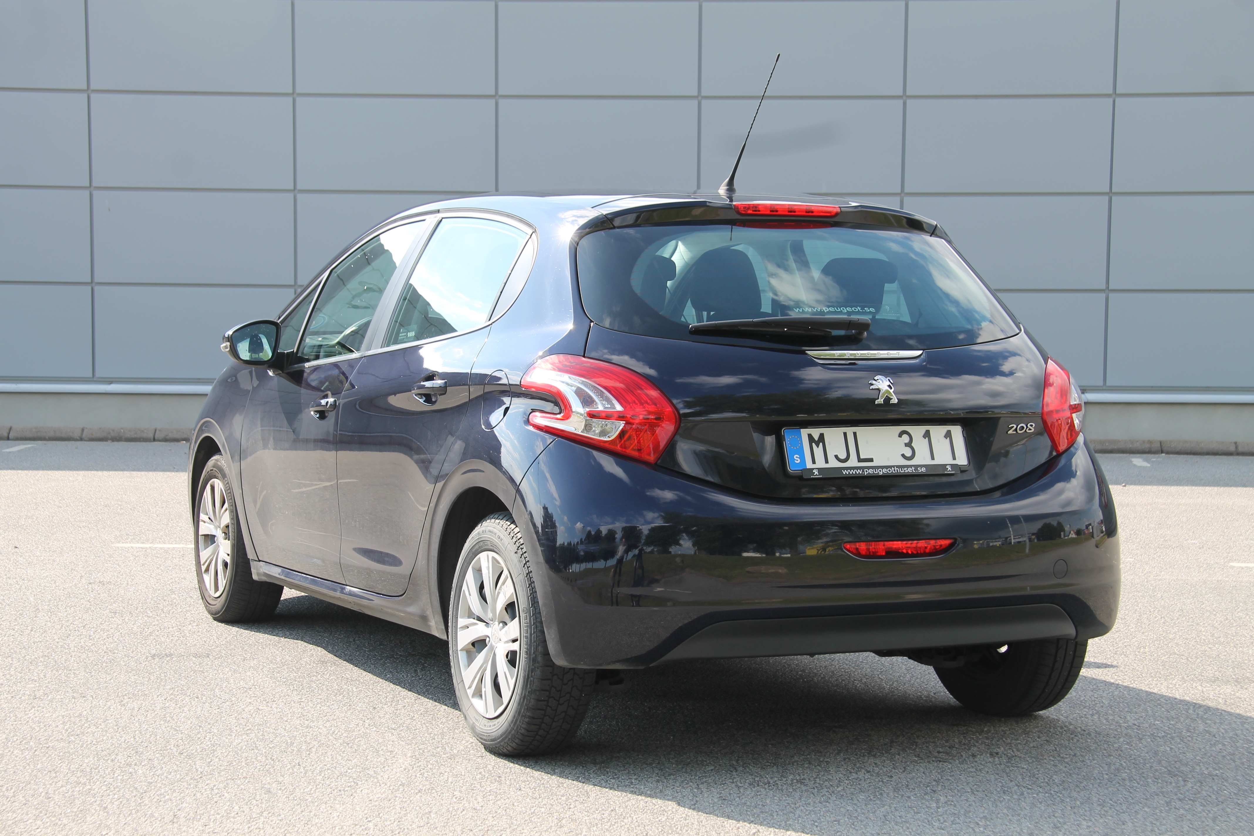 Peugeot 208 5-dörrar 1.2 VTi 82hk 2013, bild 6/36