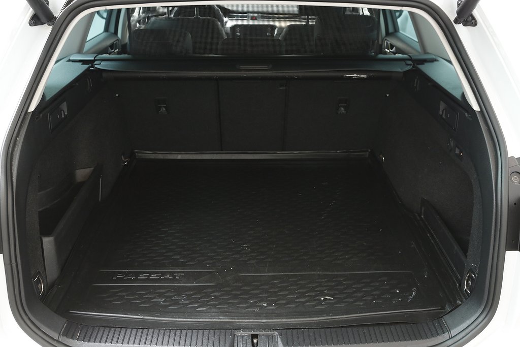 Volkswagen Passat Alltrack 2,0 TDI 200hk 4M Executive Drag 2022