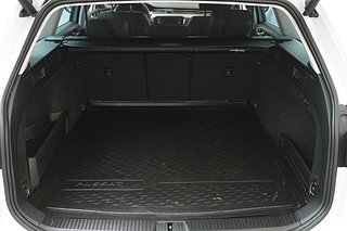 Kombi Volkswagen Passat 10 av 29