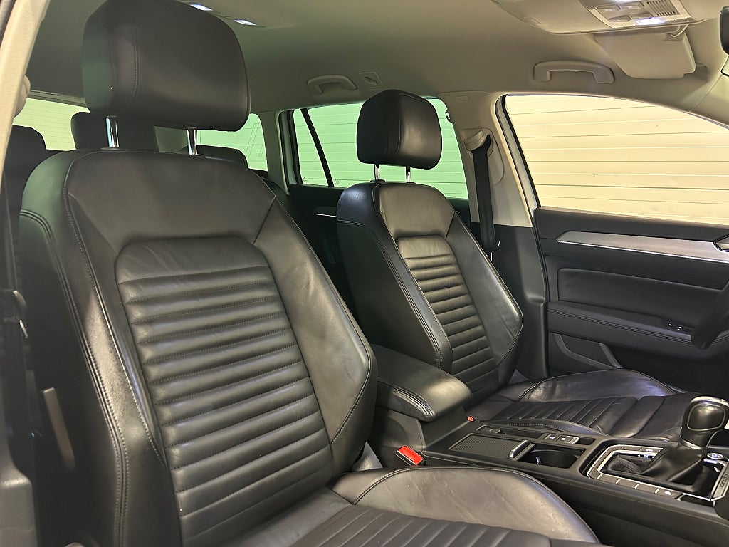 Volkswagen Passat Alltrack 2.0 TDI 4M Cockpit D-Värm Drag 2018