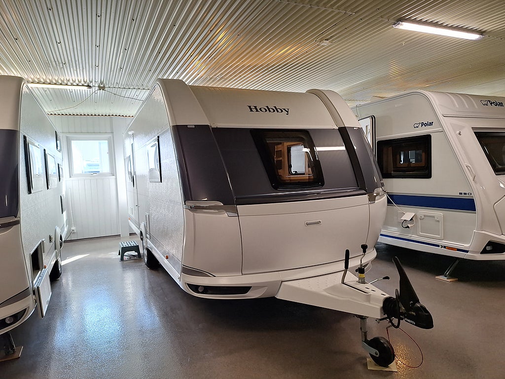 Hobby Excellent Edition 540 UFf Queenbädd