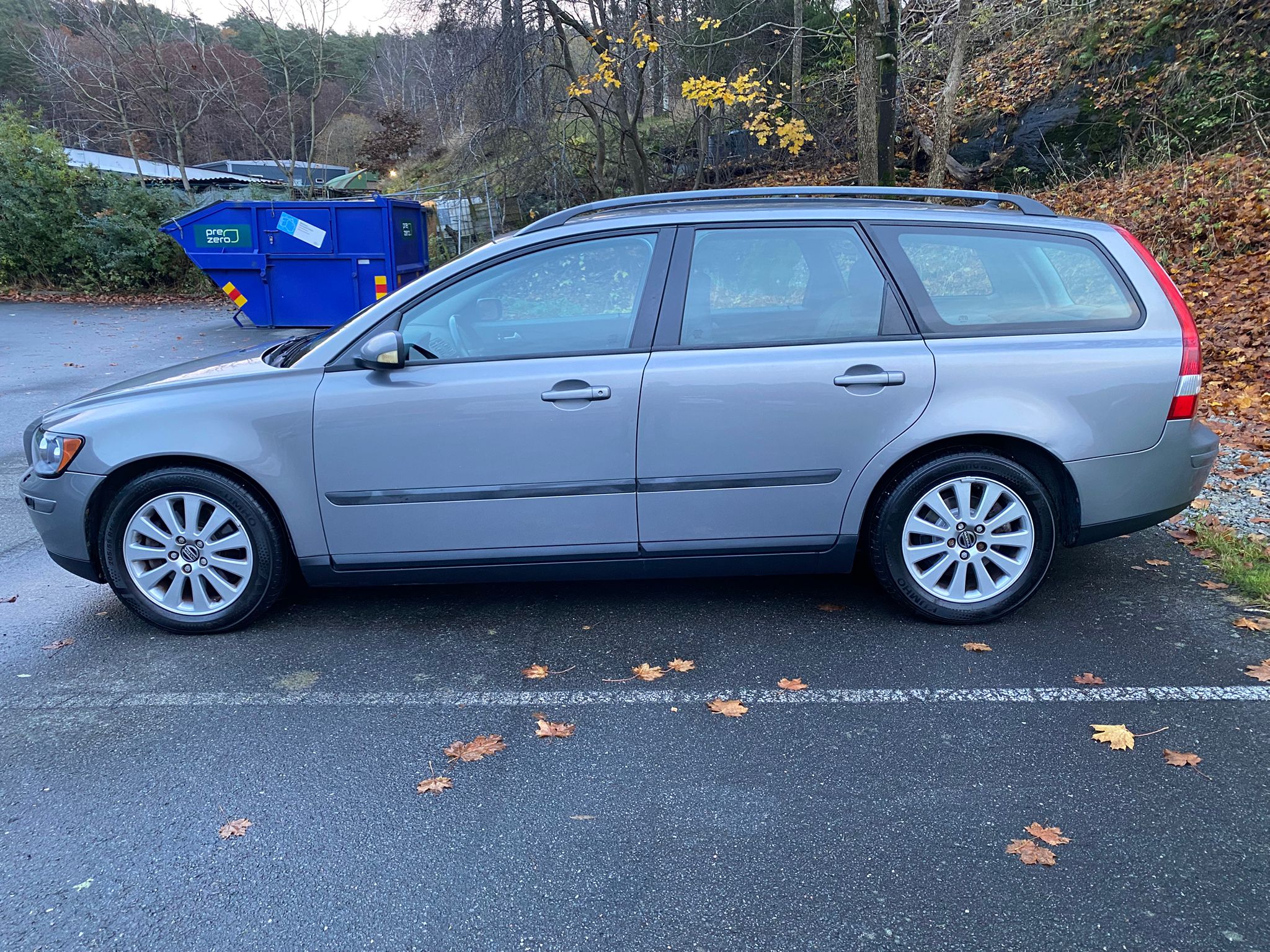 Volvo V50 2.4 140hk Manuell 2004, bild 2/37