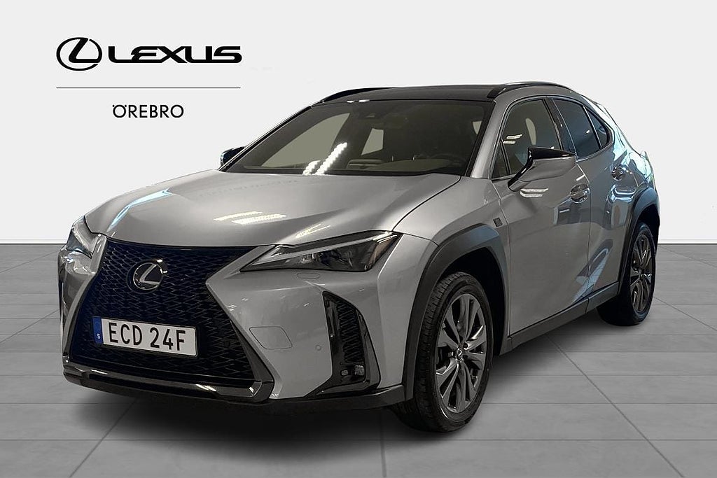 Lexus UX 250h F Sport Design inklusive vinterhjul