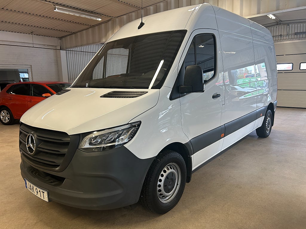 Mercedes-Benz Sprinter 211 CDI FWD Skåpbil 9G-Tron Leasbar