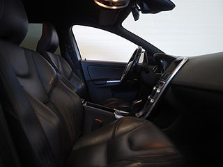 SUV Volvo XC60 12 av 24