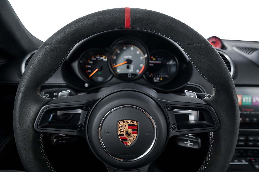 Gallery image 13 of 17