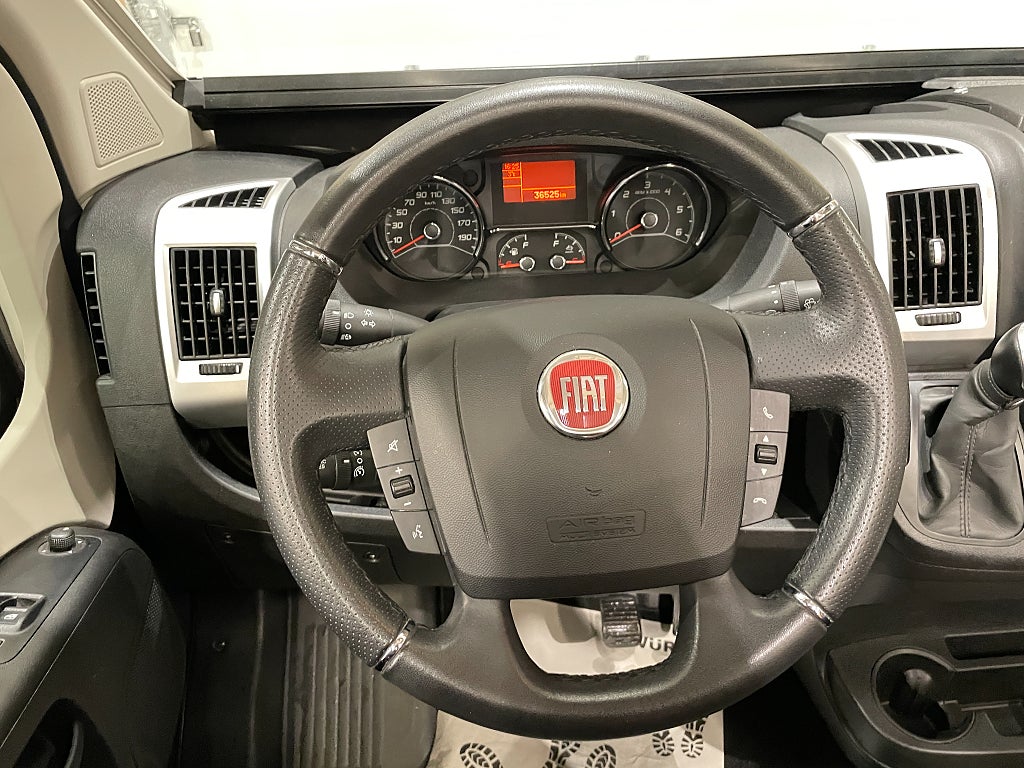 Affinity One 295 /AC bodel/Solcell/Våningssäng/Automat 160hk - Affinity