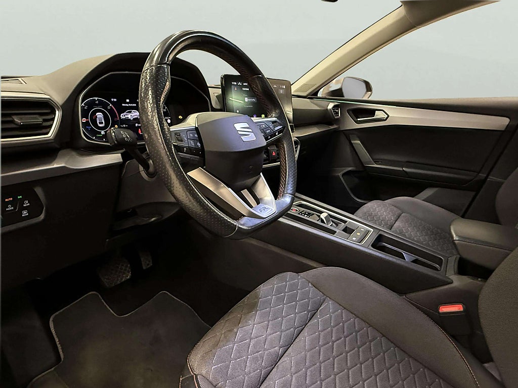 Seat Leon ST León Sportstourer e-Hybrid FR, S&V hjul, Fullservad, Garanti - miniatyr 12