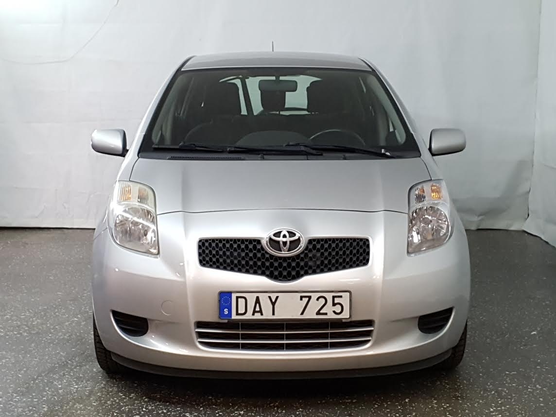 Toyota Yaris 5-dörrar 1.3 VVT-i 87hk 2006, bild 6/36