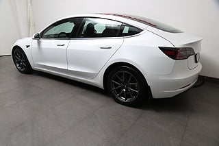 Sedan Tesla Model 3 4 av 24