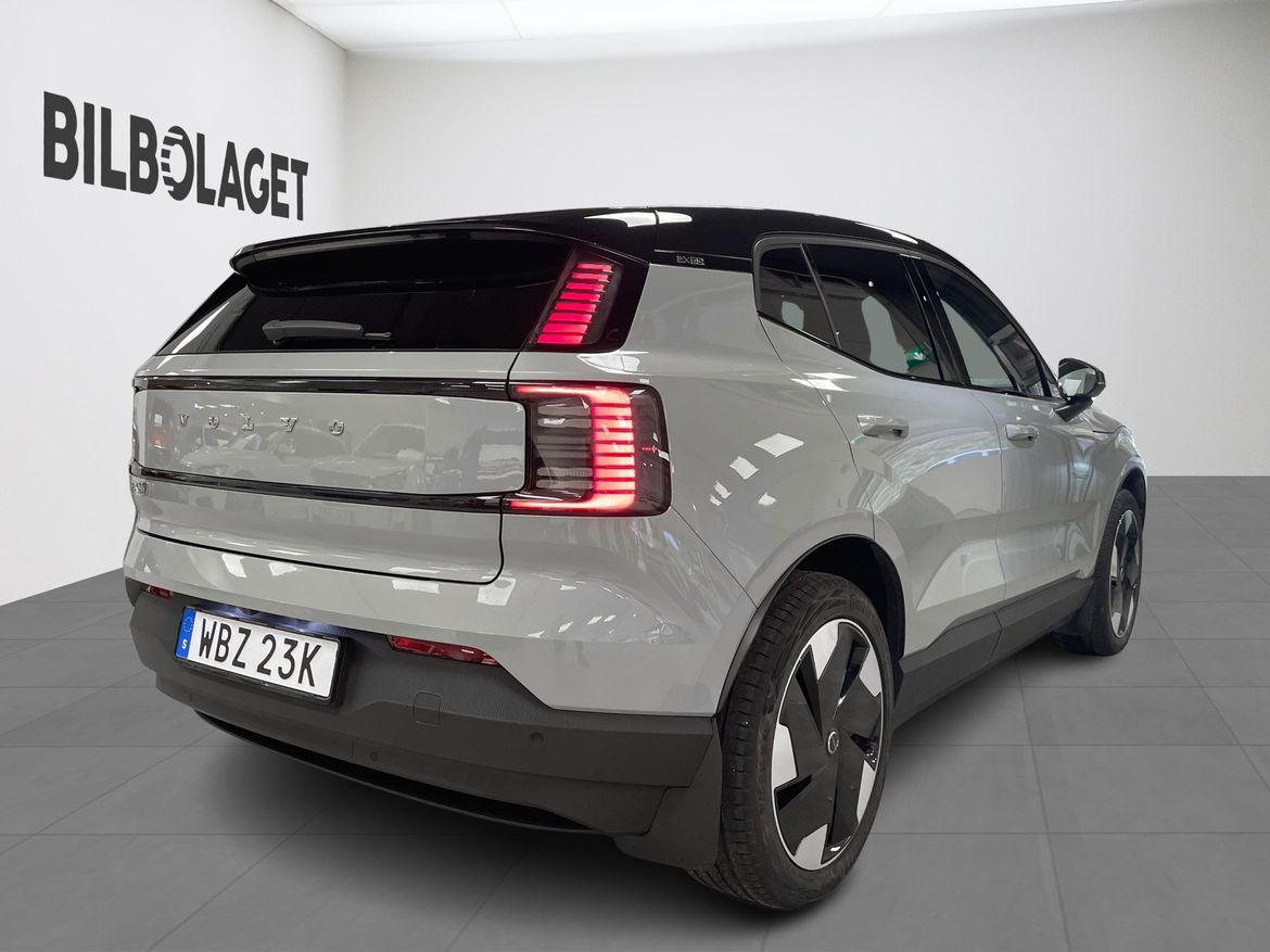 Volvo EX30 Extended Range Plus 2025, bild 5/10