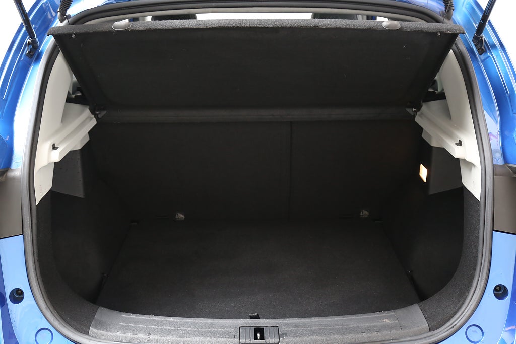 MG ZS EV 143hk Luxury Navi Panorama Skinn CarPlay Motorv 2021