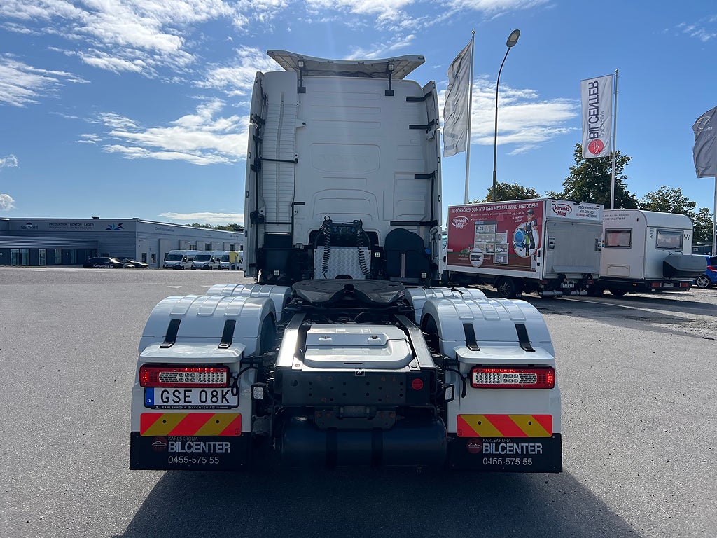 Volvo FH13 500 6x2 Dragbil med Hydraulik, Klädd hytt mm