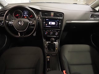 Halvkombi Volkswagen Golf 16 av 21