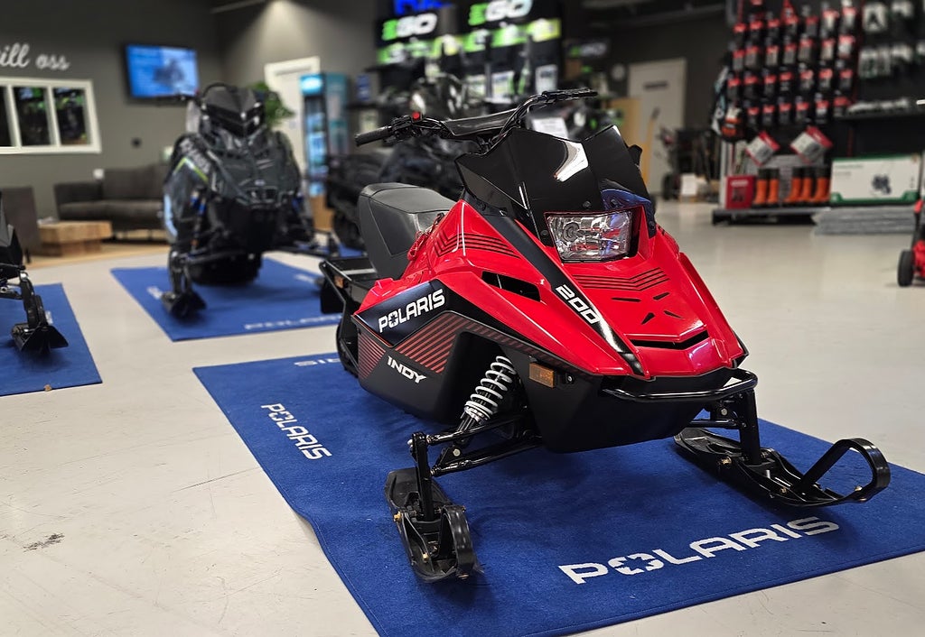 Polaris NYHET! INDY 200 INDY200