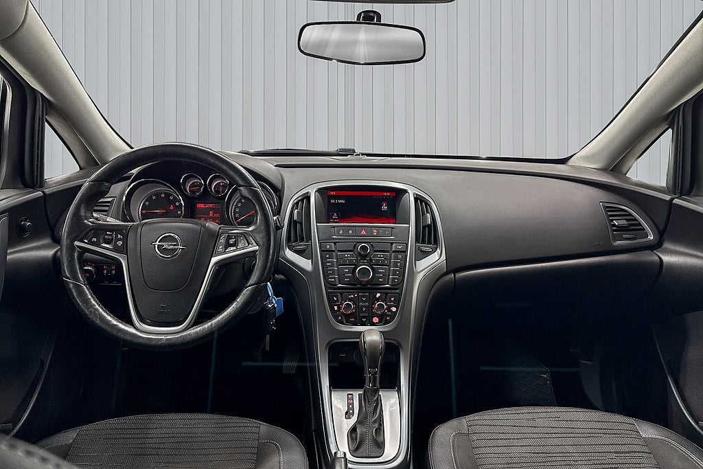 Opel Astra 2015