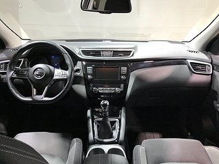 SUV Nissan Qashqai 9 av 20