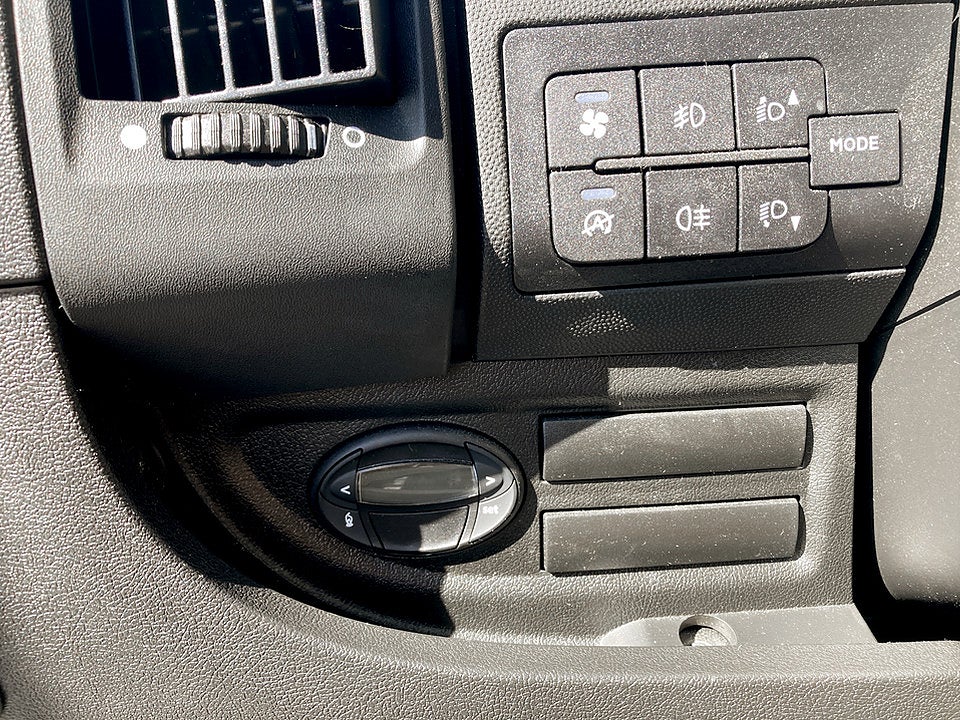 Bild på Peugeot Boxer Chassi Volymskåp 335 2.2 BHDi 165hk BACKKAMERA