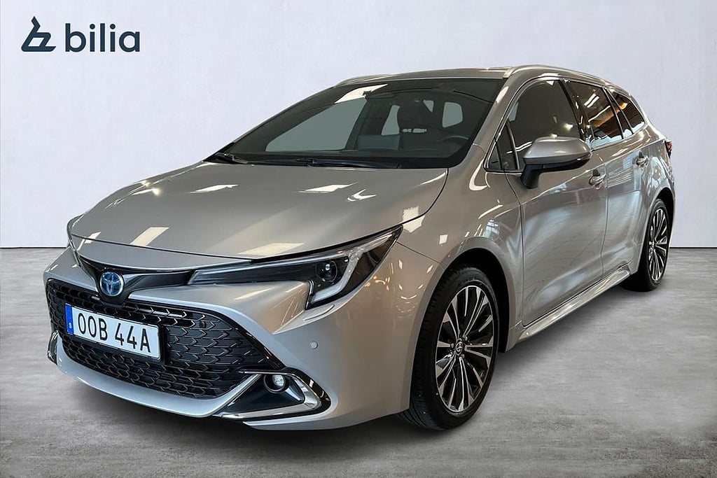 Toyota Corolla 1,8 Style Carplay Värmare Moms