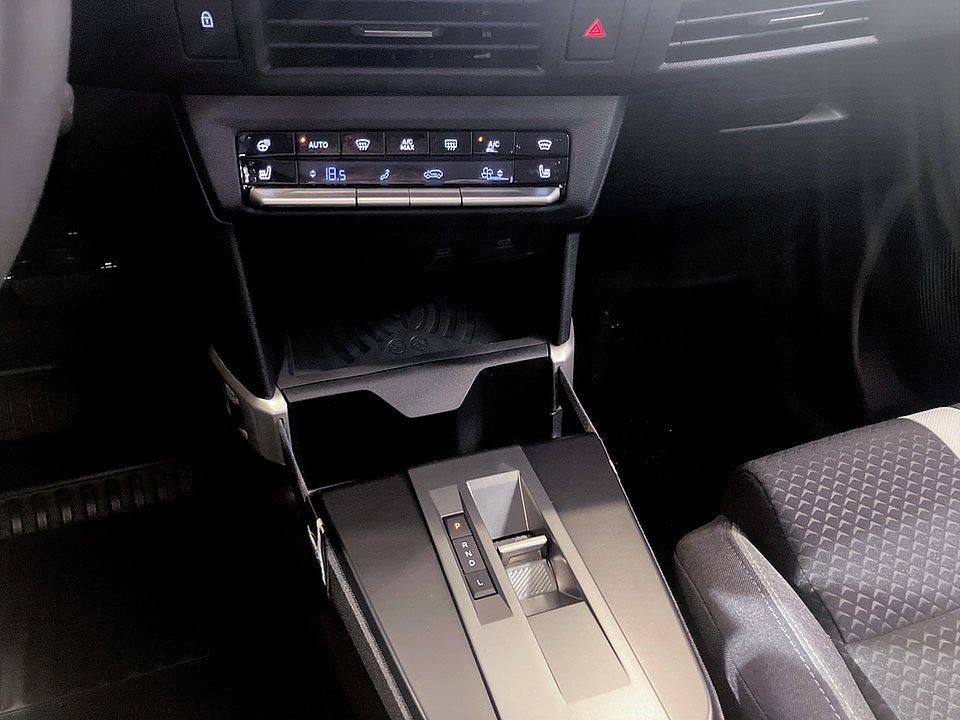 Bild på Opel Frontera GS Hybrid 136hk Aut - OMGÅENDE LEVERANS!