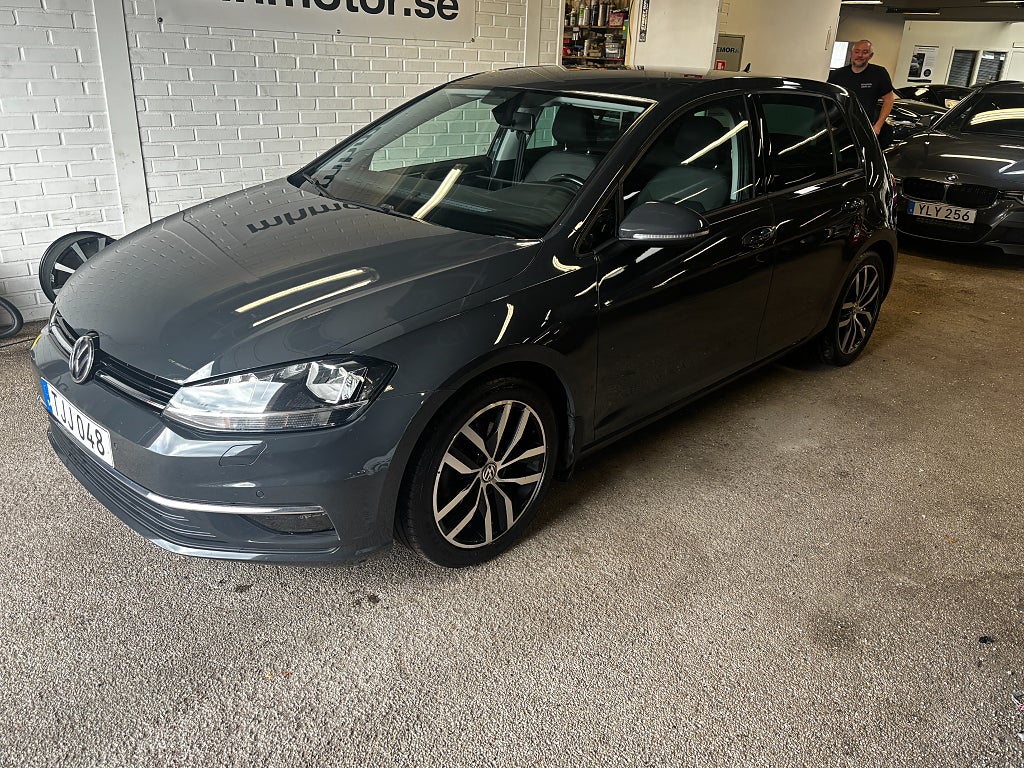 Volkswagen Golf 5-dörrar 2.0 TDI DPF BMT 4Motion Base Euro 6