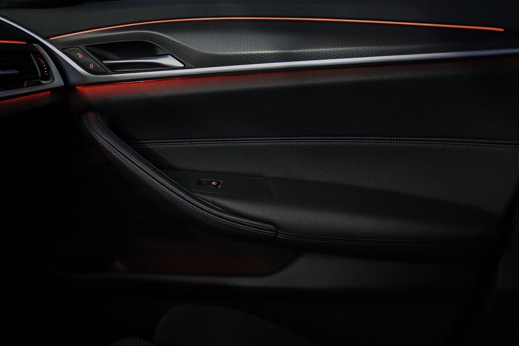 BMW 520 d xDrive Sedan M Sport Cockpit HiFi Drag Värmare