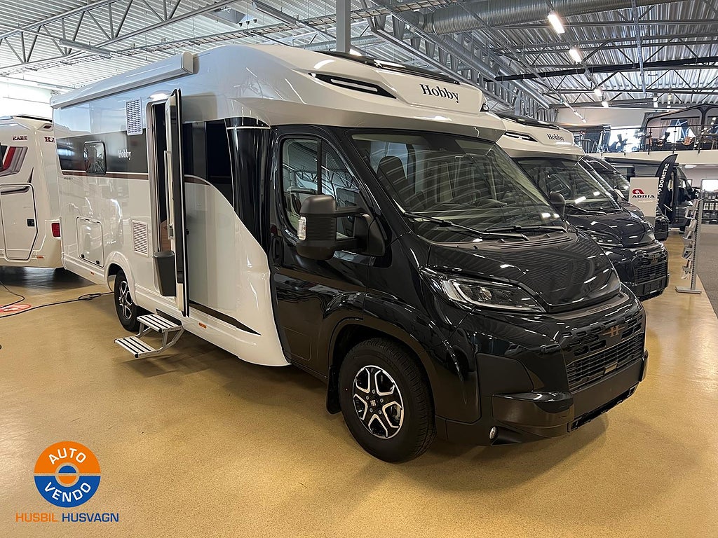 Hobby MAXIA T 740 WE - Sverigepaket ugn campernet