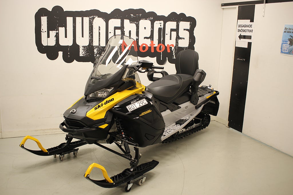 Ski-Doo GT Sport 600 ACE 137" 2023 *MOMSAD