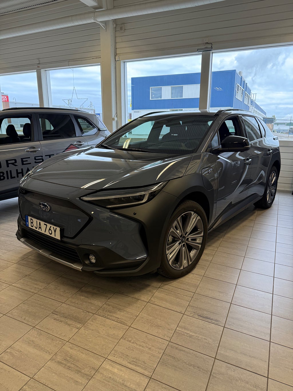 Subaru Solterra 72.6 kWh AWD Touring