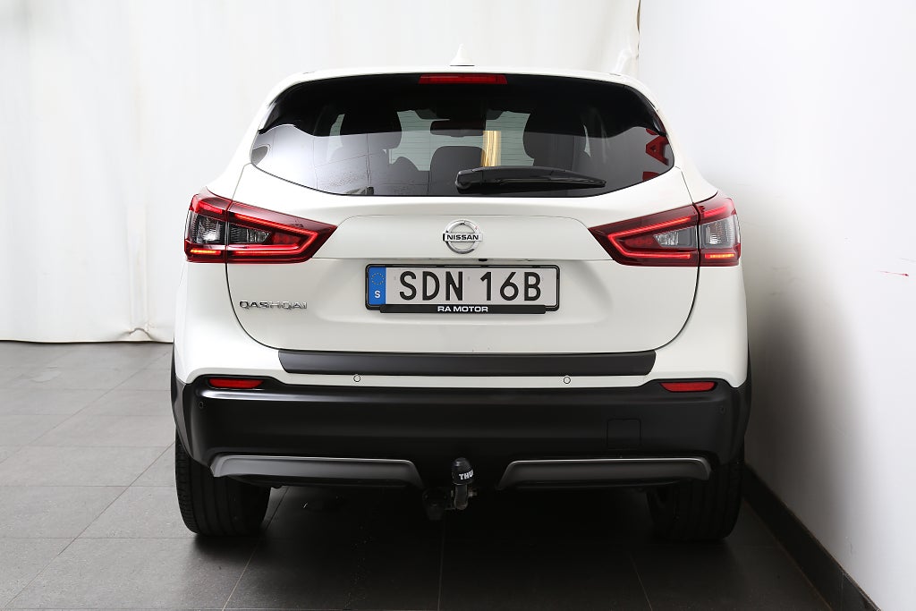Nissan Qashqai 1,3 DIG-T 140hk 360°-kamera Keyless Navi Drag 2021