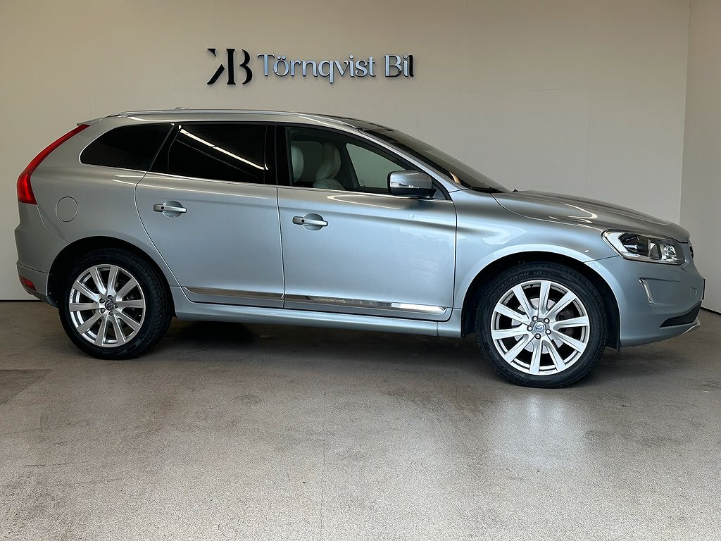 Volvo XC60 D4 Geartronic Executive, Summum, Inscription pano