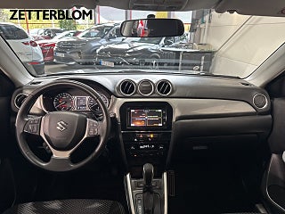 SUV Suzuki Vitara 10 av 15