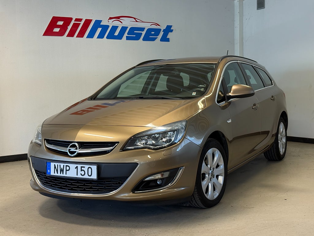 Opel Astra Sports Tourer 1.4 Turbo Sport / Lågmil / Drag /Ny Bes