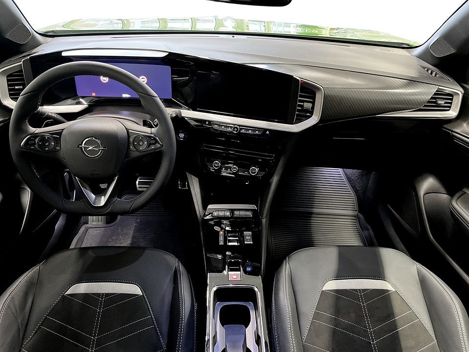 Bild på Opel Opel Ultimate 1.2 PT 130hk Aut - B-KAMERA, CARPLAY