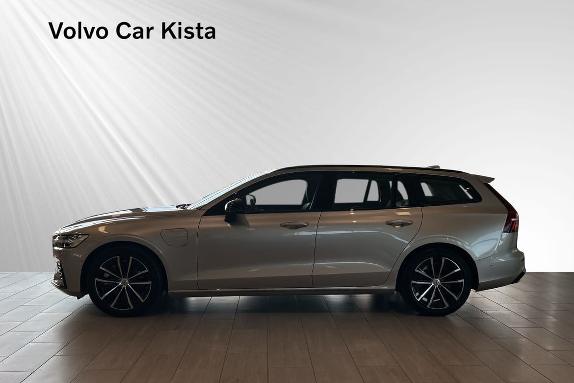 Volvo V60 T6 Plus Dark Nordic Edition 2026, bild 3/10