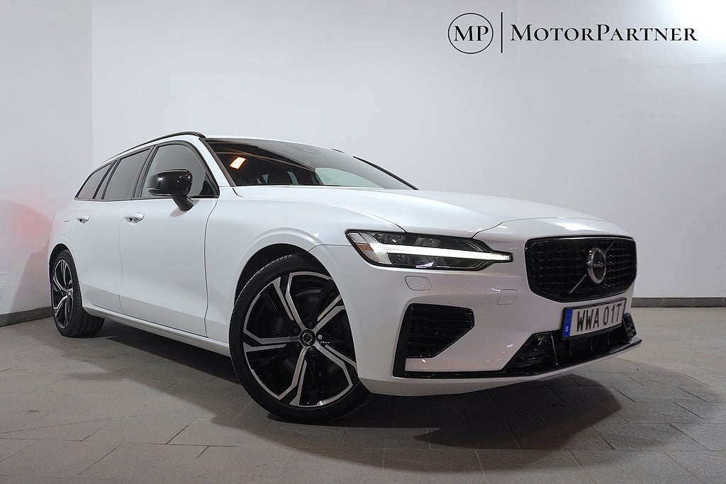 Volvo V60 Recharge T6 AWD Dark Plus R-Design Orrefors MOMS 3,95%