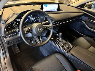 Mazda CX-30 2.0 Mildhybrid AWD 186hk Centre Line LAGERBIL