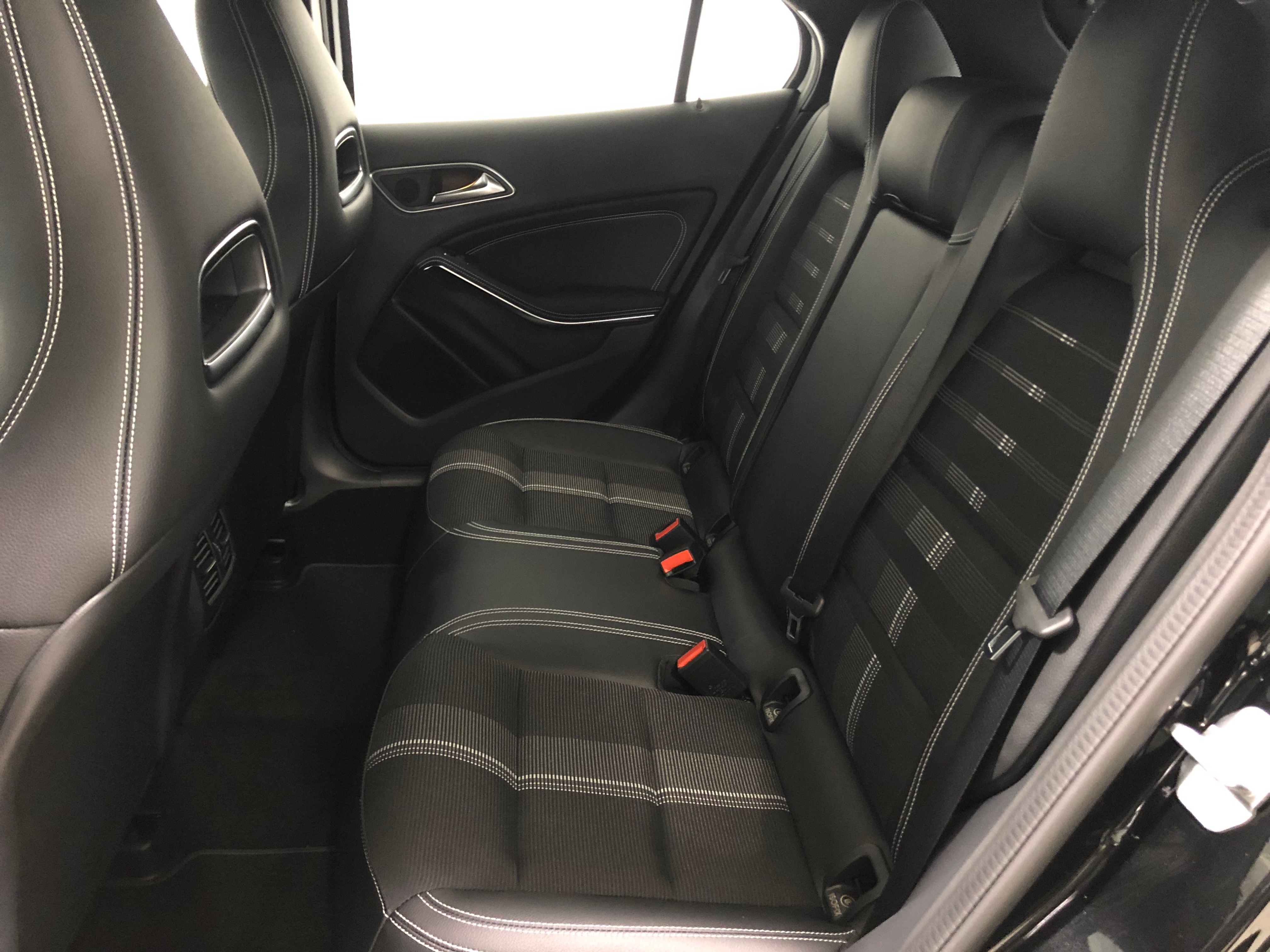 Mercedes-Benz GLA 180 Aut Nav Backkamera 2020, bild 6/31