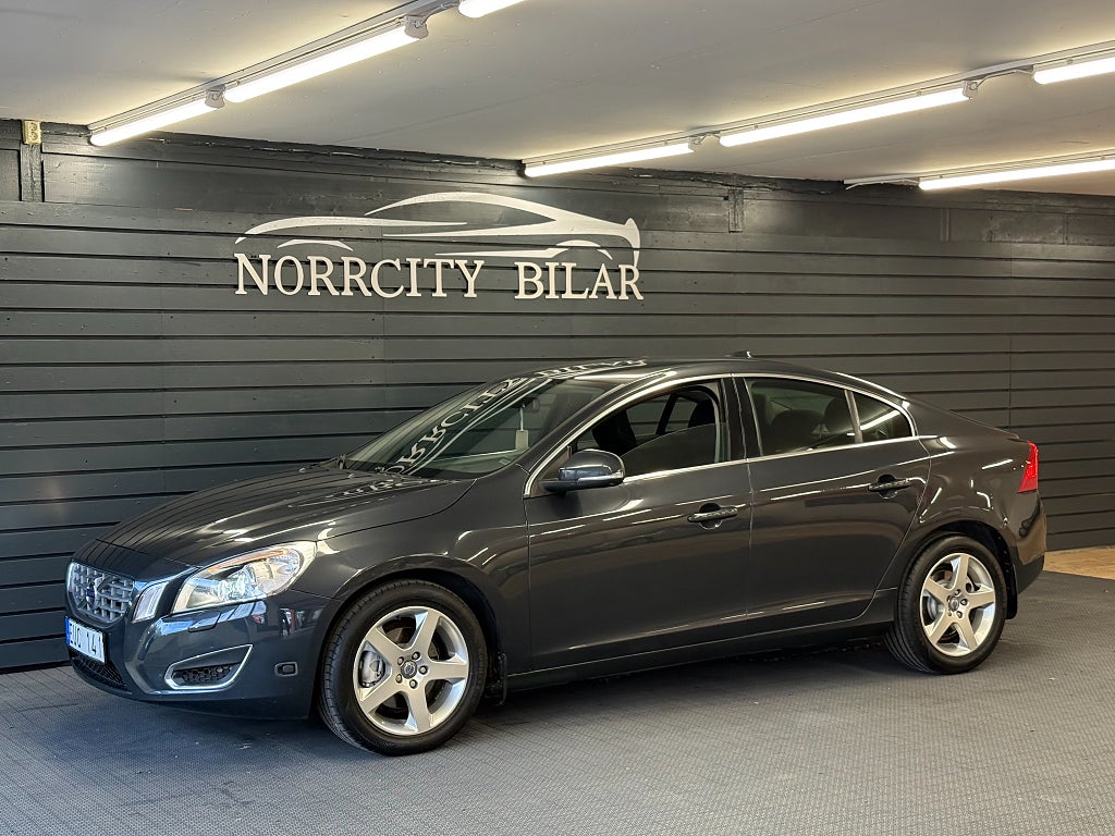 Volvo S60 DRIVe Momentum / Drag / Nyservad
