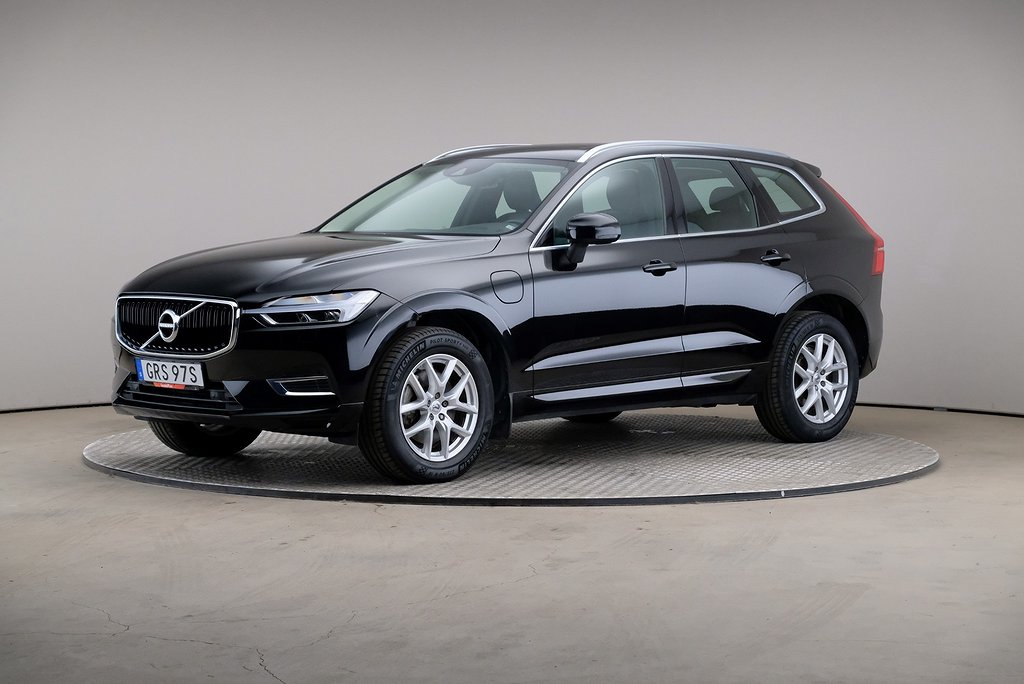 Volvo XC60 T8 Awd Momentum Advanced Edition Voc Panorama