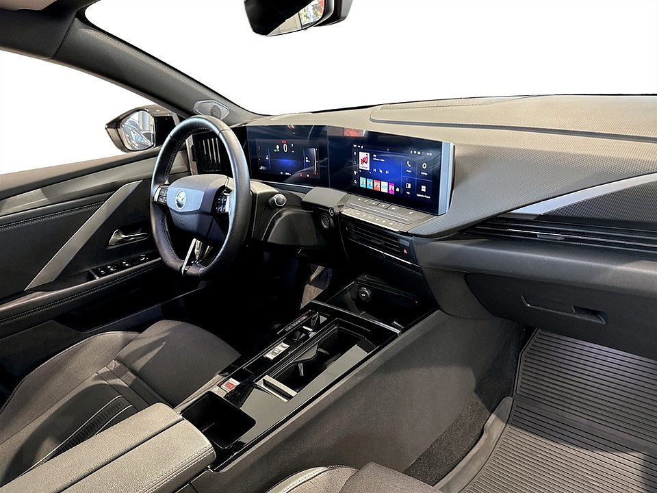 Bild på Opel Astra ST GS 1.2 PT 130hk Aut - B-KAMERA, CARPLAY