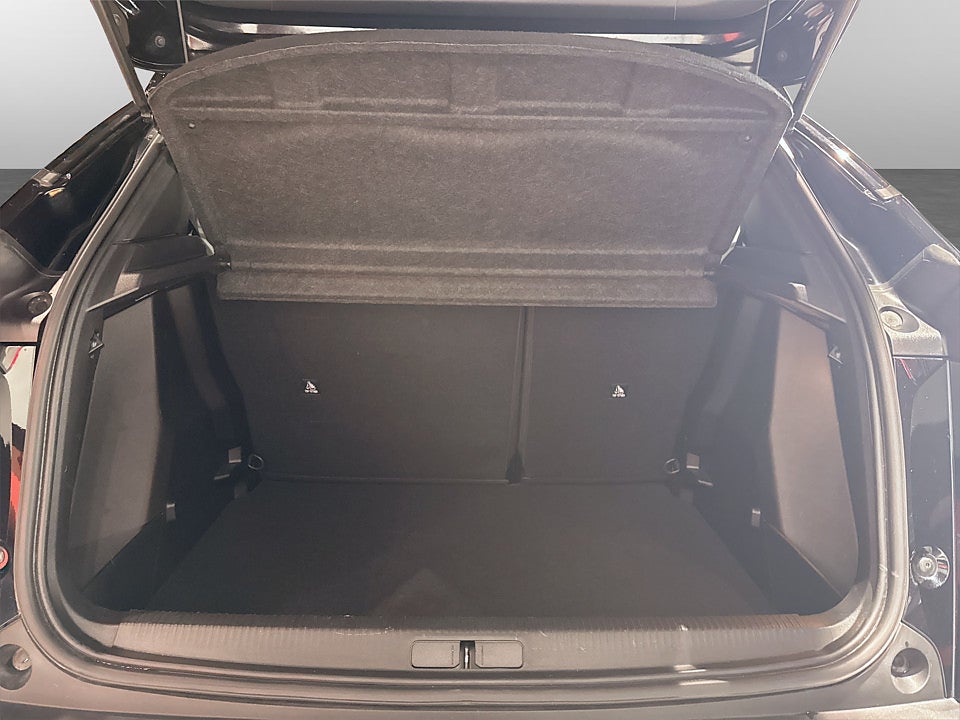 Bild på Peugeot 2008 Allure Hybrid 145hk Aut B-KAMERA CARPLAY